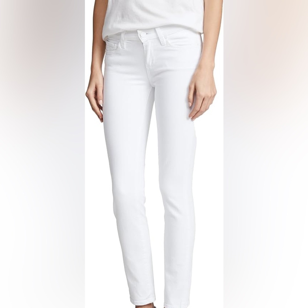 PAIGE White Skyline Ankle Peg Jeans. Size 28. NEVER WORN. NWT